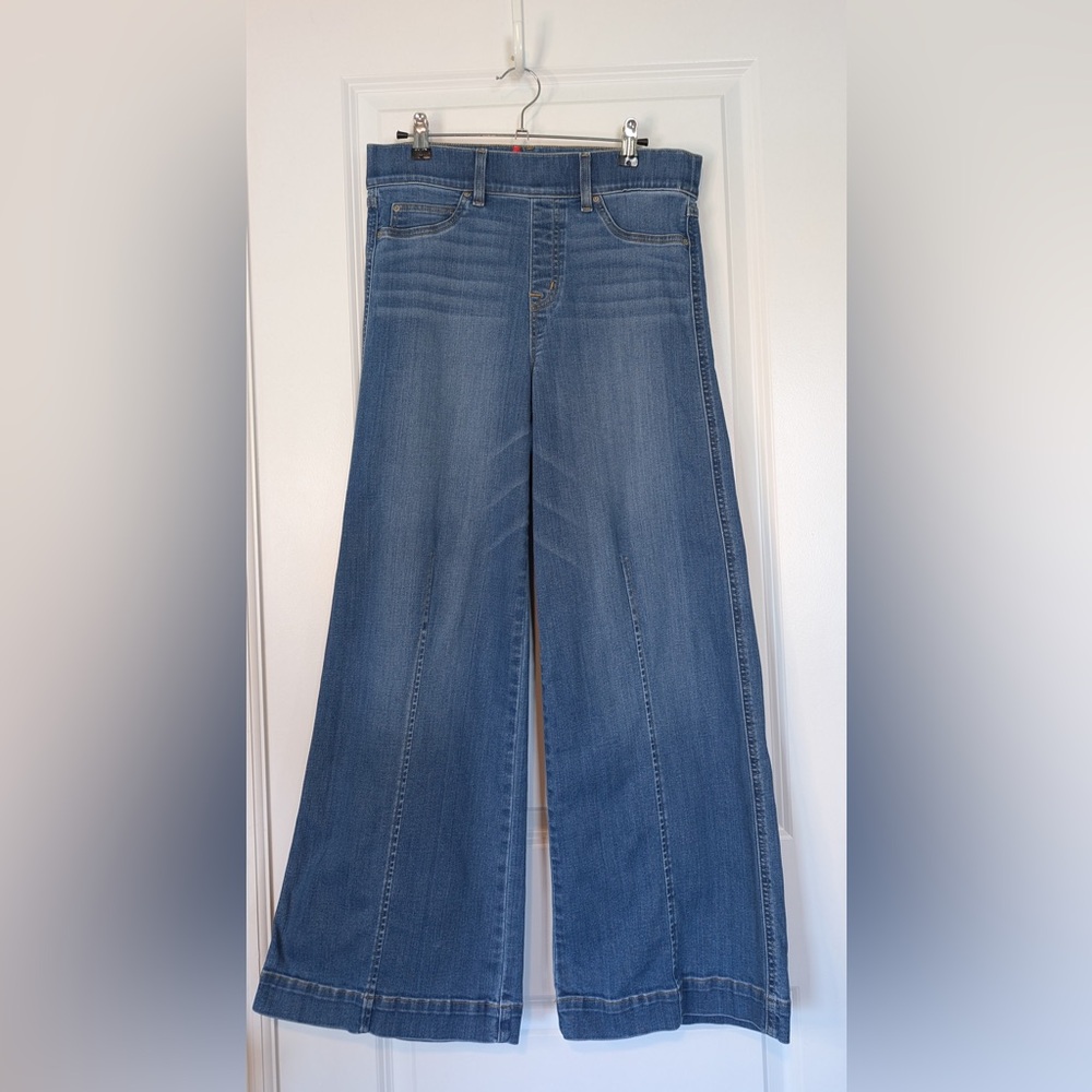 SPANX Pull-on Seamed Front Wide Leg Jeans Vintage Indigo Size Medium Petite